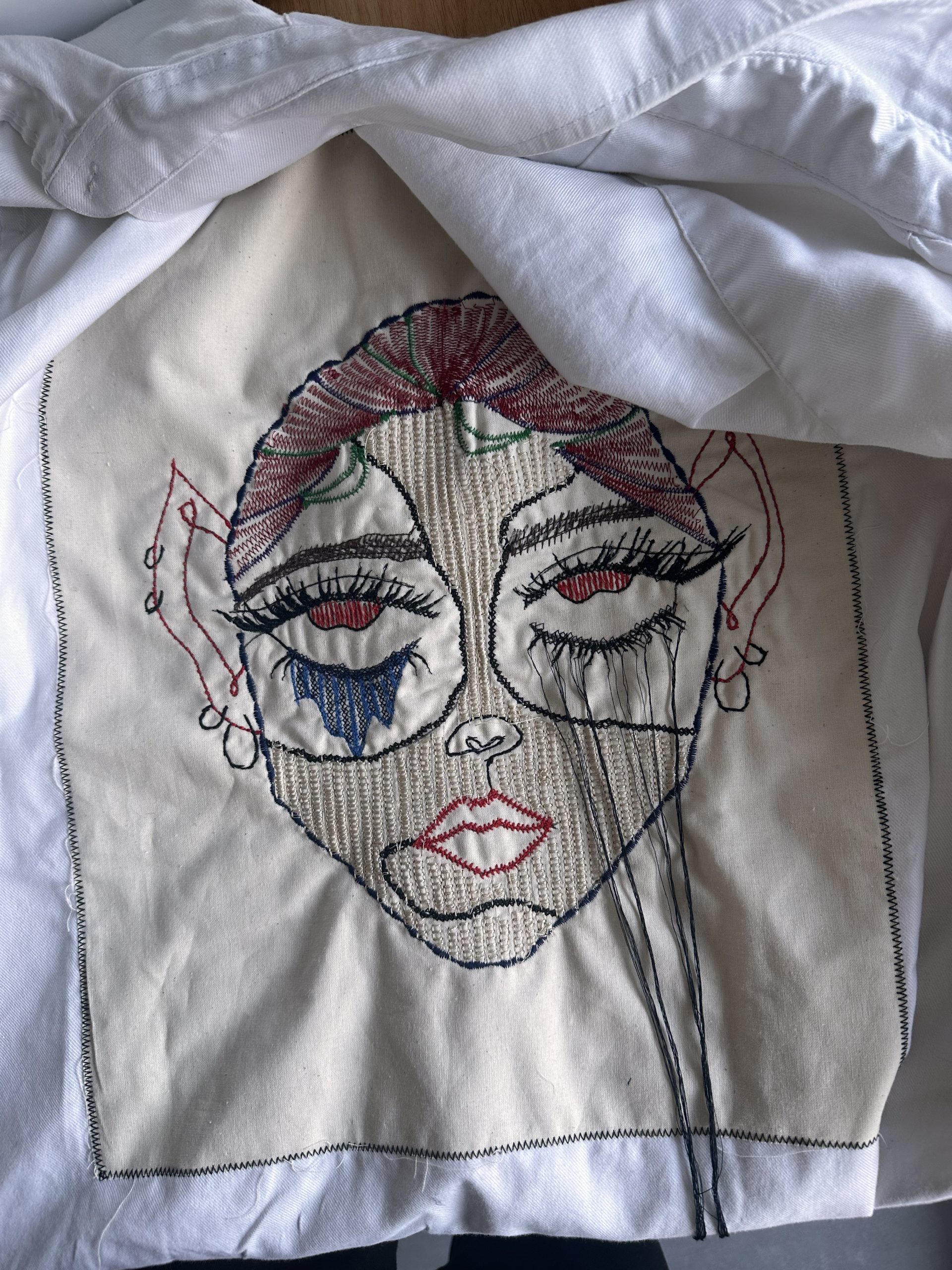 Broderie Visage